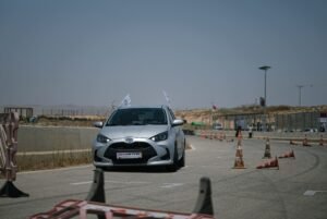 סדנת נהיגה ספורטיבית במסלול ערד – ללמוד, להתחרות ולנהוג כמו מקצוענים